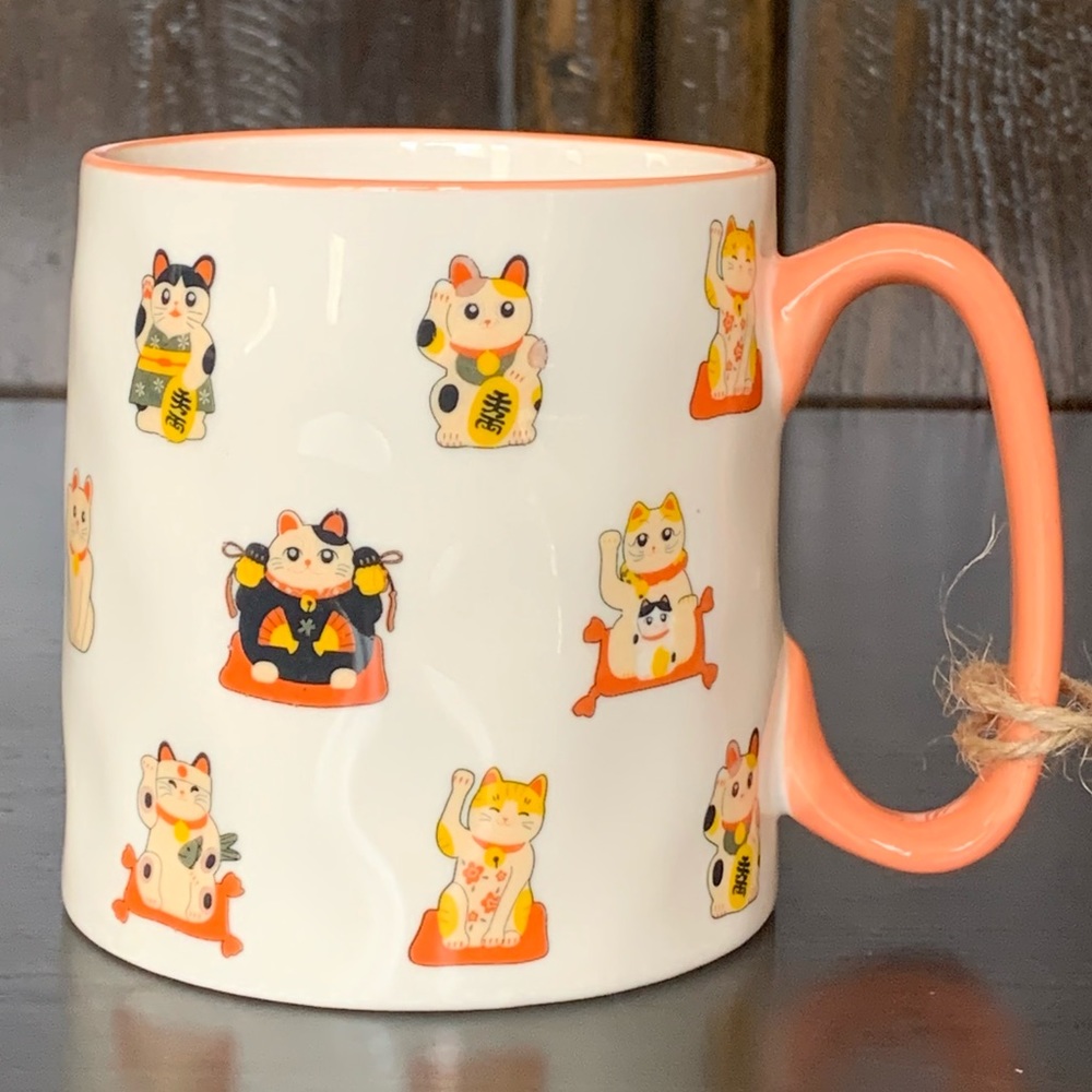 Strawberry Street Beckoning Cat Ceramic Mug